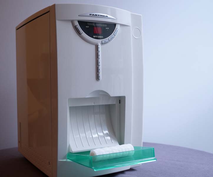 mach oshirobi.jpg <p>Distribution de machine à oshibori, Annecy</p>